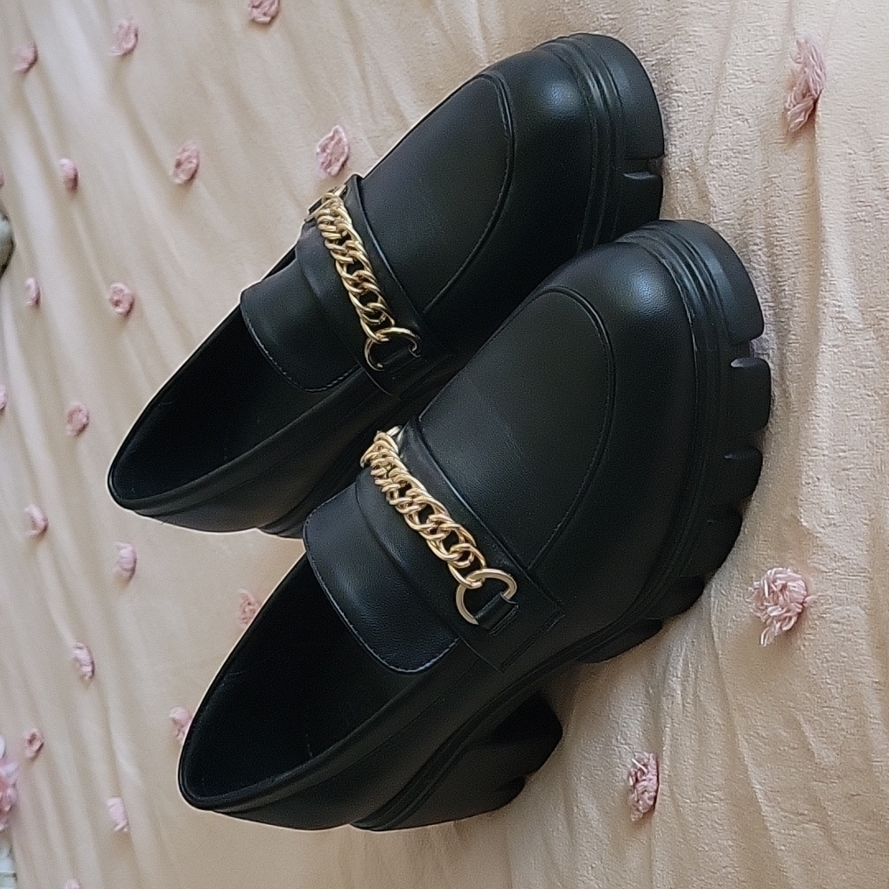 Chunky loafer